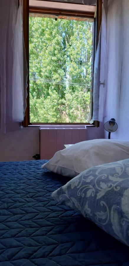 Chez Josie, Chambre 18Mcarre Dans Une Longere Normande Francheville  Exteriör bild